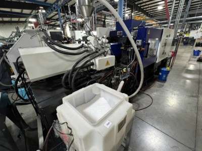 Used 90 Ton Haitian MA900IIS280 Horizontal Injection Molding Machine