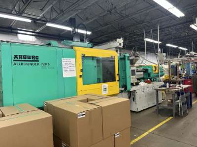 Used 350 Ton Arburg Allrounder 720S Horizontal Injection Molding Machine