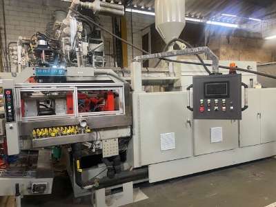 Used Uniloy 350-R2 6-Head Reciprocating Screw Blow Molding Machine