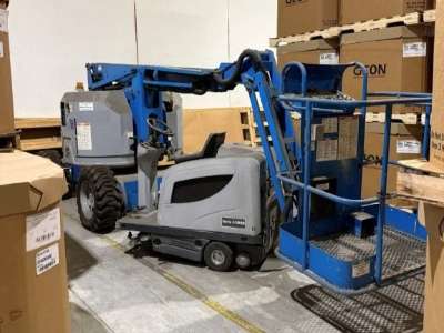 Used Genie Z-34/22 Boom Lift