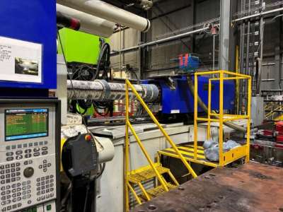 Used 730 Ton Demag Caliber Injection Molding Machine
