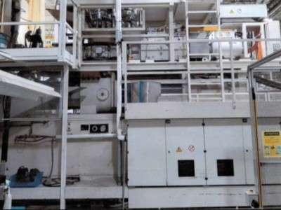 Used 3034 Ton Krauss Maffei KM2700-24500/MX/IMC Injection Molding Machine
