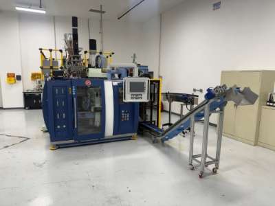 Used Fong Kee Model EHB 65T03SS Continuous Extrusion Blow Molding Machine