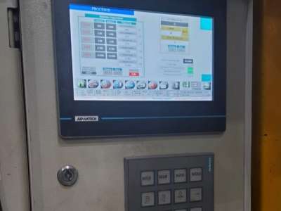 Used 1100 Ton Cincinnati Milacron MG1100 Injection Molding Machine