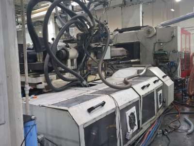 Used 1100 Ton Cincinnati Milacron MG1100 Injection Molding Machine
