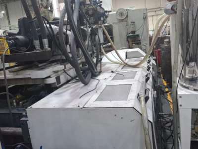 Used 1100 Ton Cincinnati Milacron MG1100 Injection Molding Machine