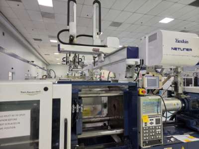 Used Yushin Model YA-150DL Robot