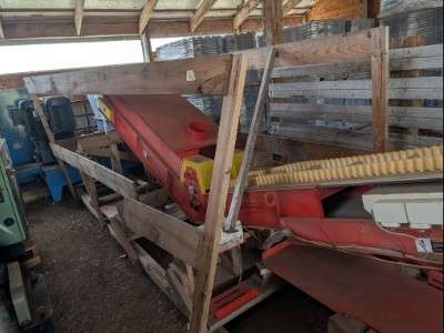 Used Bunting Inclined Cleated Conveyor with Metal Detector