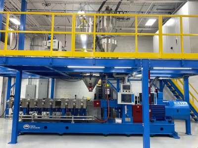 71mm Century 44:1 L/D Model RXT75-44 315kW Twin Screw Extruder