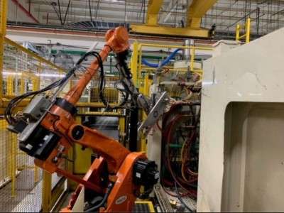 Used 850 Ton Cincinnati Milacron Model MH850-116 Injection Molding Machine