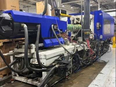 Used 650 Ton Van Dorn 650HT-4300 Injection Molding Machine